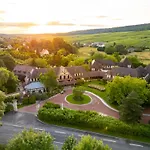 Briqueterie Champagne, A Beauvallon & Hotel