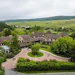 Briqueterie Champagne, A Beauvallon & 5* 비나이