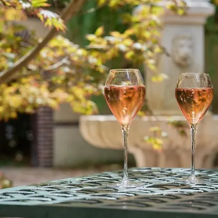 Hotel Briqueterie Champagne, A Beauvallon Vinay (Marne)