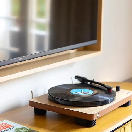 Briqueterie Champagne, A Beauvallon & Hotel 5*