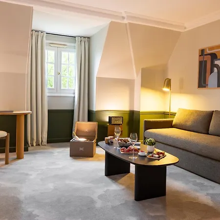 Hotel Briqueterie Champagne, A Beauvallon