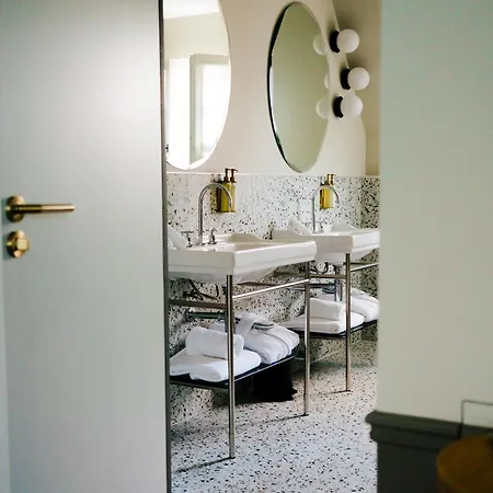 Hotel Briqueterie Champagne, A Beauvallon & Vinay (Marne)
