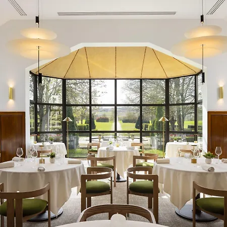 Briqueterie Champagne, A Beauvallon & Hotel