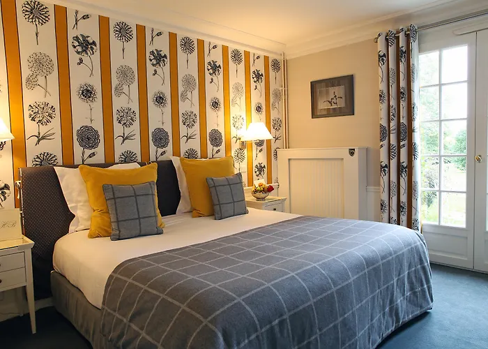 Briqueterie Champagne, A Beauvallon & 5*