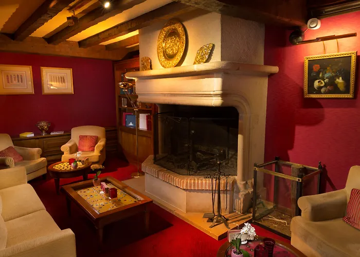 Briqueterie Champagne, A Beauvallon & 5*