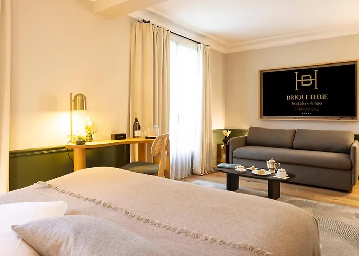 Hotel Briqueterie Champagne, A Beauvallon &