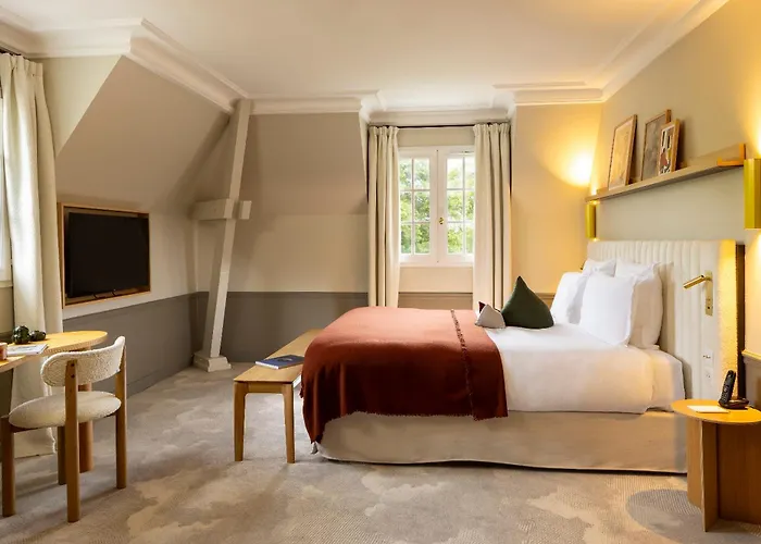 Briqueterie Champagne, A Beauvallon & Hotel