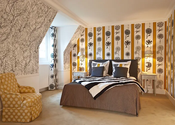 Briqueterie Champagne, A Beauvallon & 5*