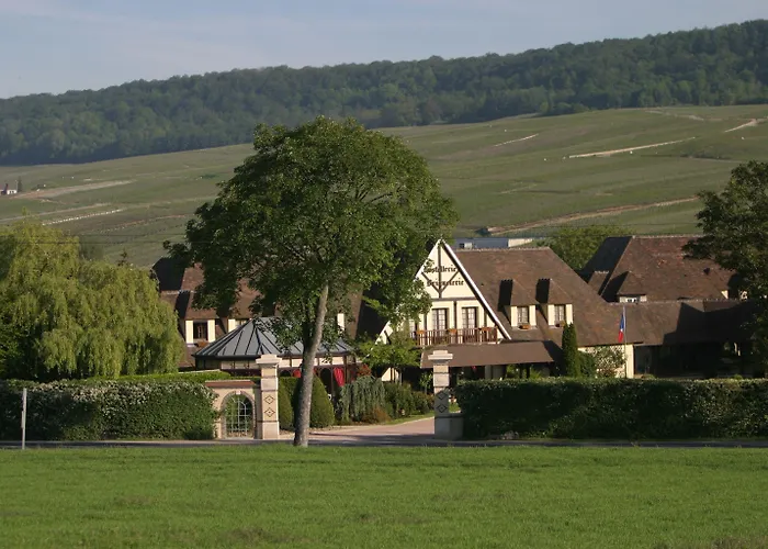 Hotel Briqueterie Champagne, A Beauvallon & Vinay (Marne)