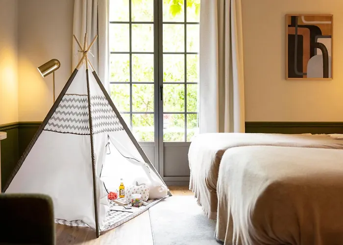 Szálloda Briqueterie Champagne, A Beauvallon & 5*